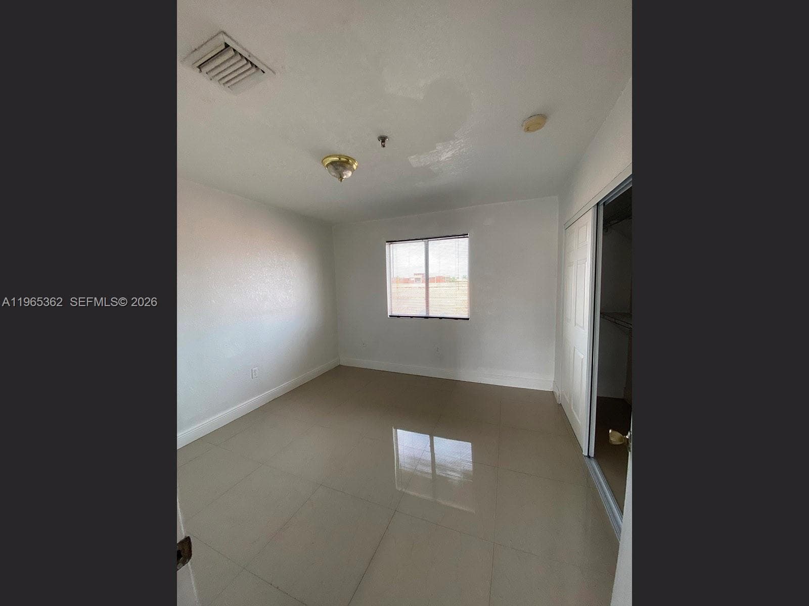 8031 NW 8th St # 17, Miami FL 33126 — 11