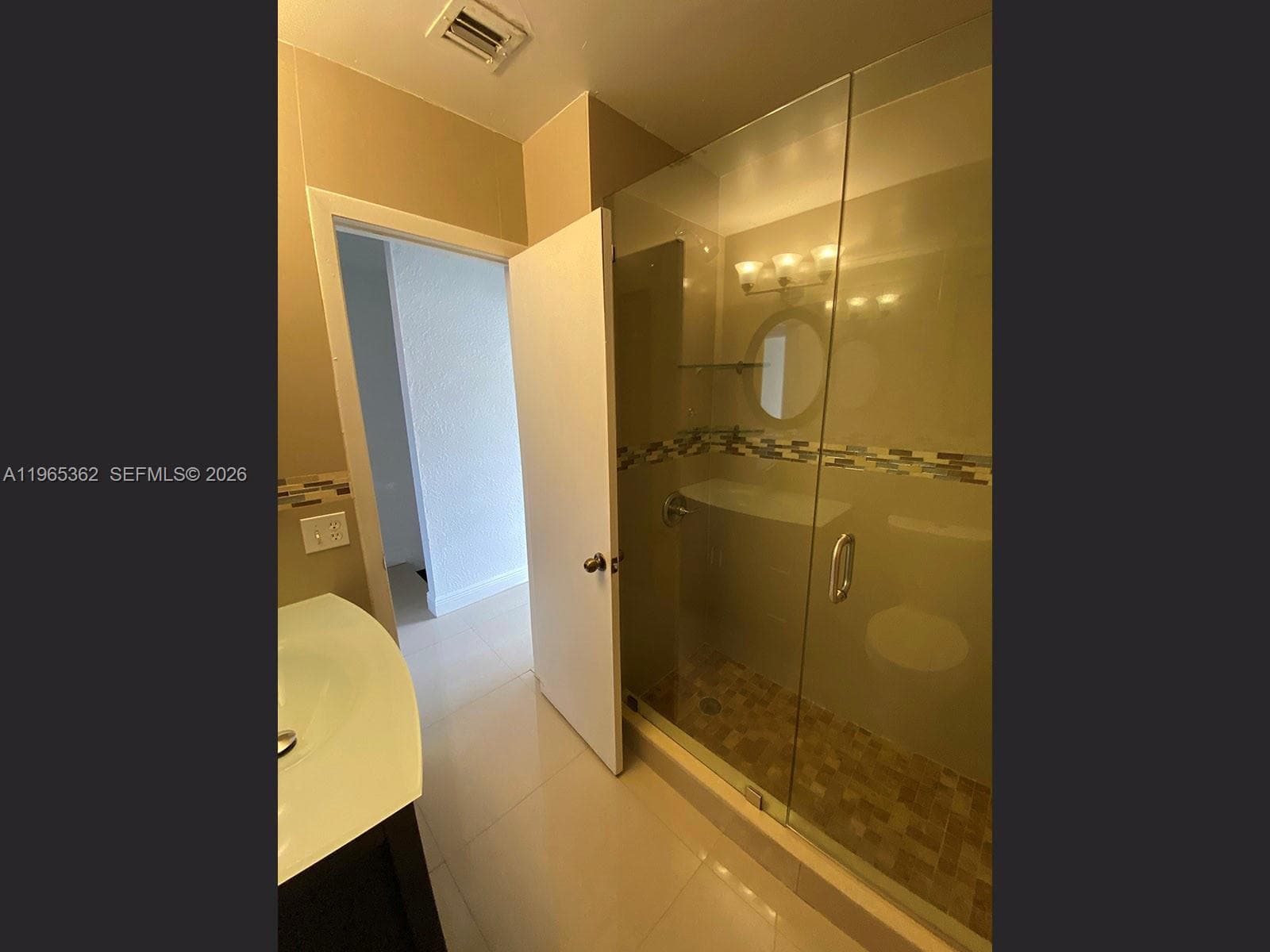 8031 NW 8th St # 17, Miami FL 33126 — 4