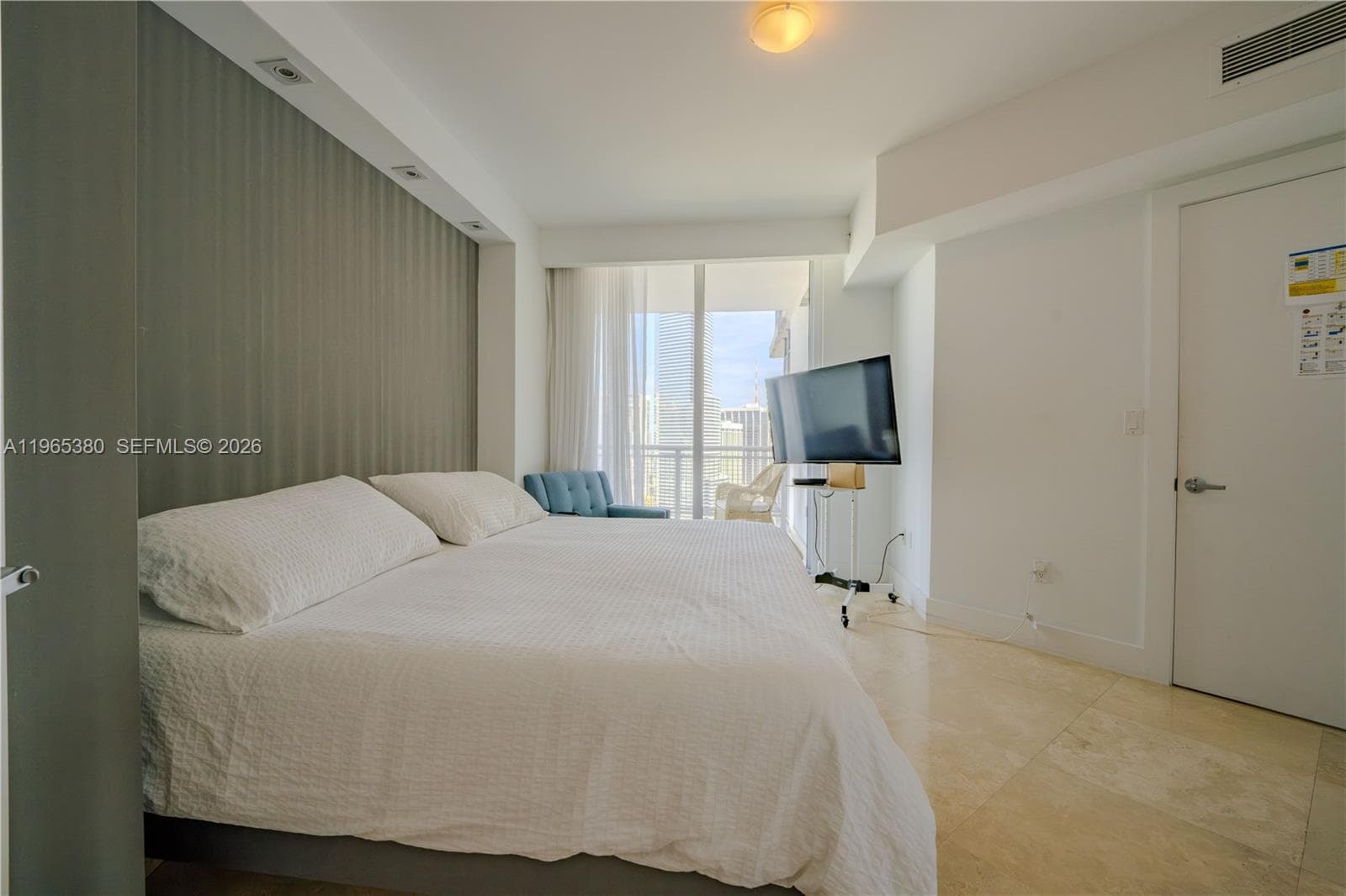 350 S Miami Ave # 3203, Miami FL 33130 — 14