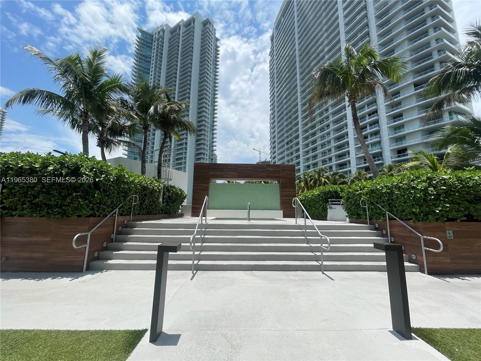 350 S Miami Ave # 3203, Miami FL 33130 — 21
