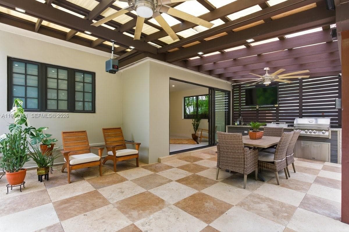 1737 SW 10th St, Miami FL 33135 — 2