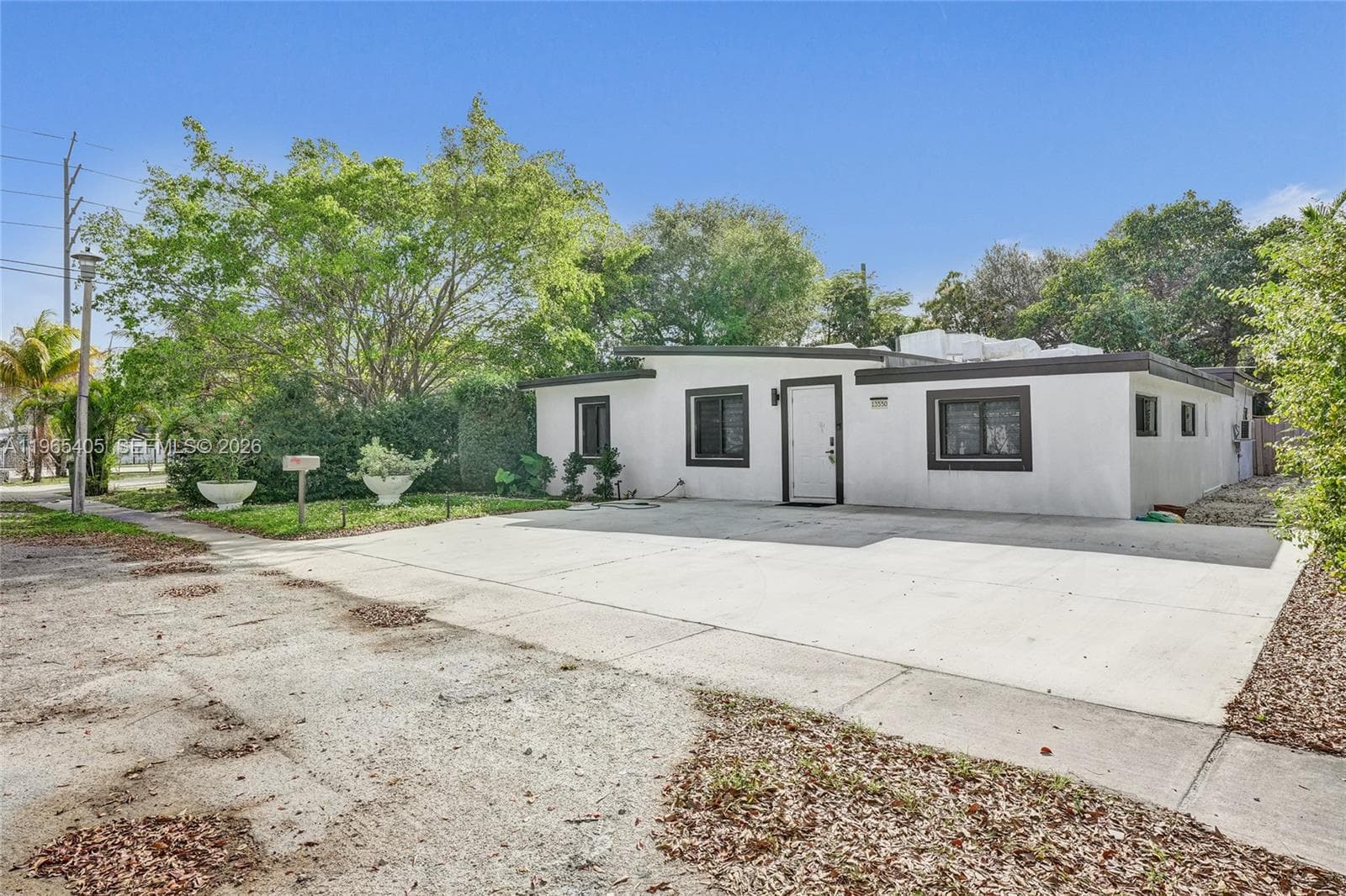 13550 NW 5th Ave, North Miami FL 33168 — 2