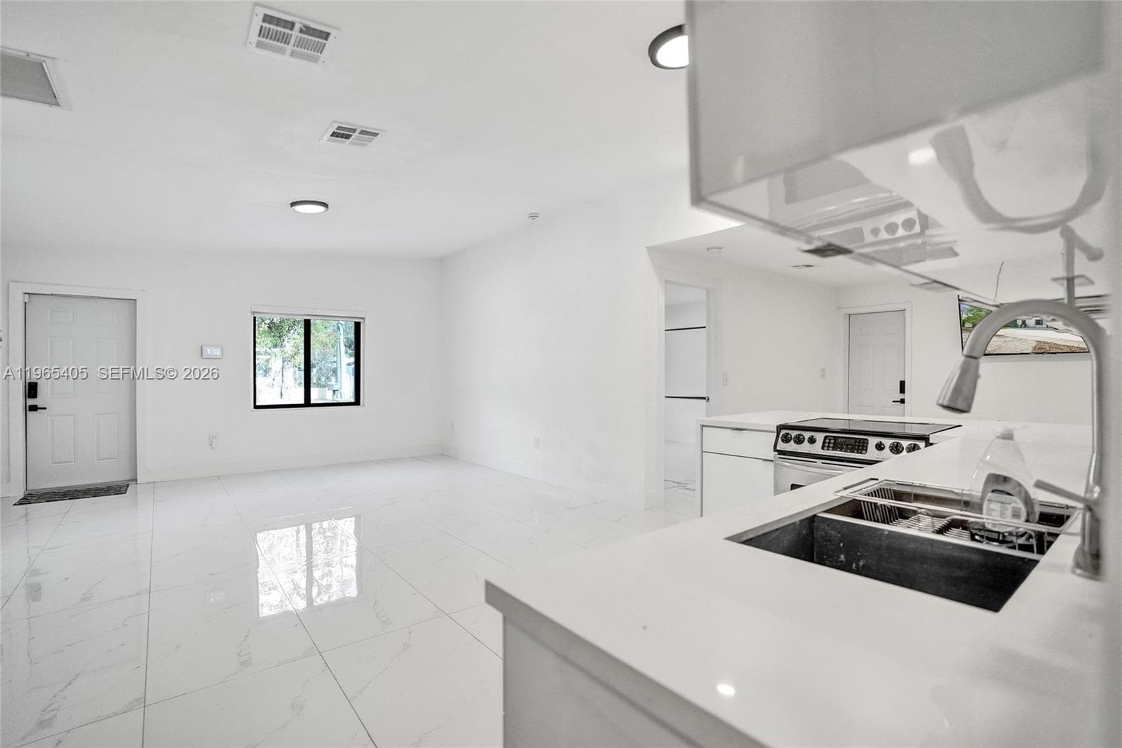 13550 NW 5th Ave, North Miami FL 33168 — 12