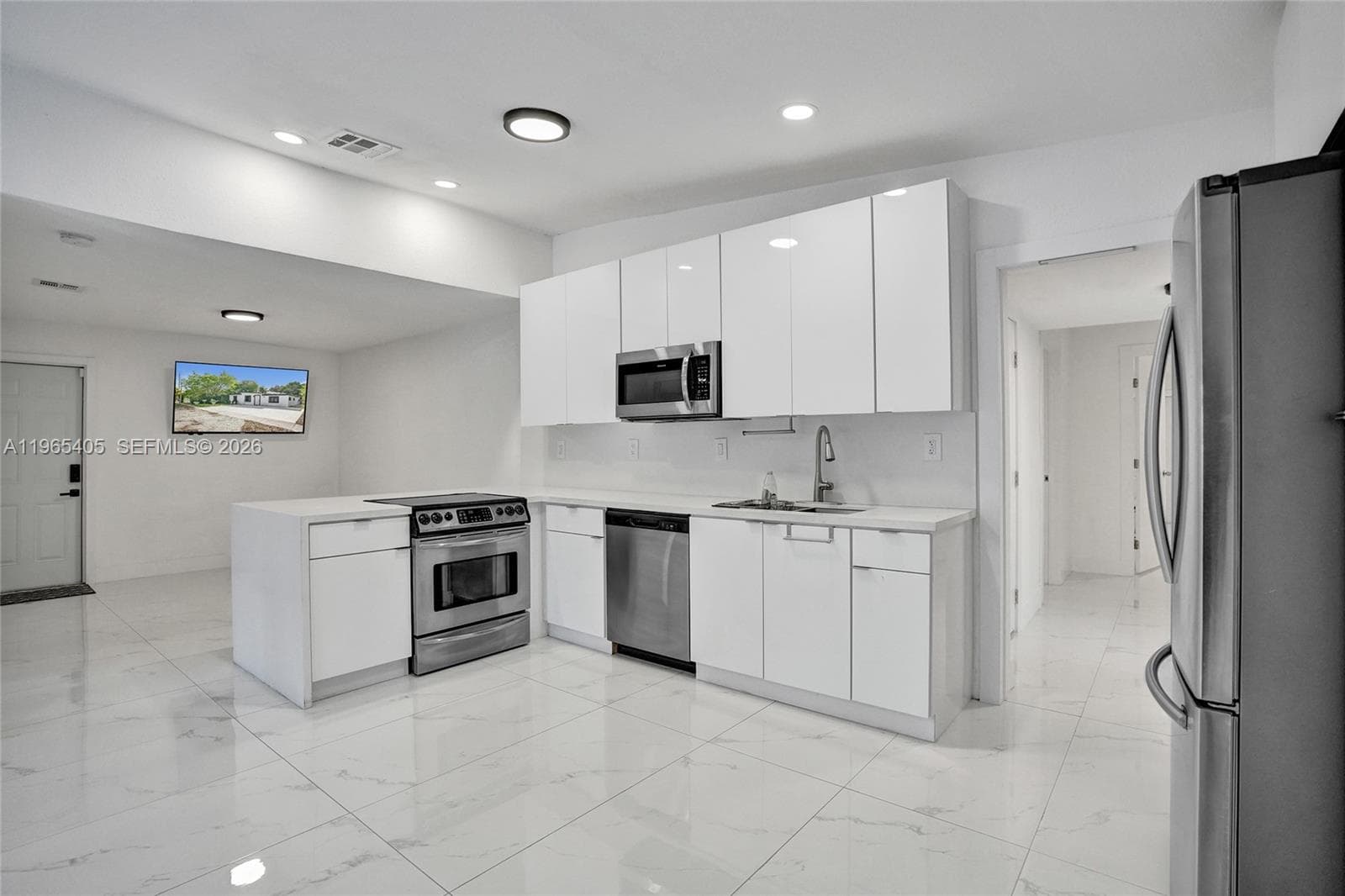 13550 NW 5th Ave, North Miami FL 33168 — 7