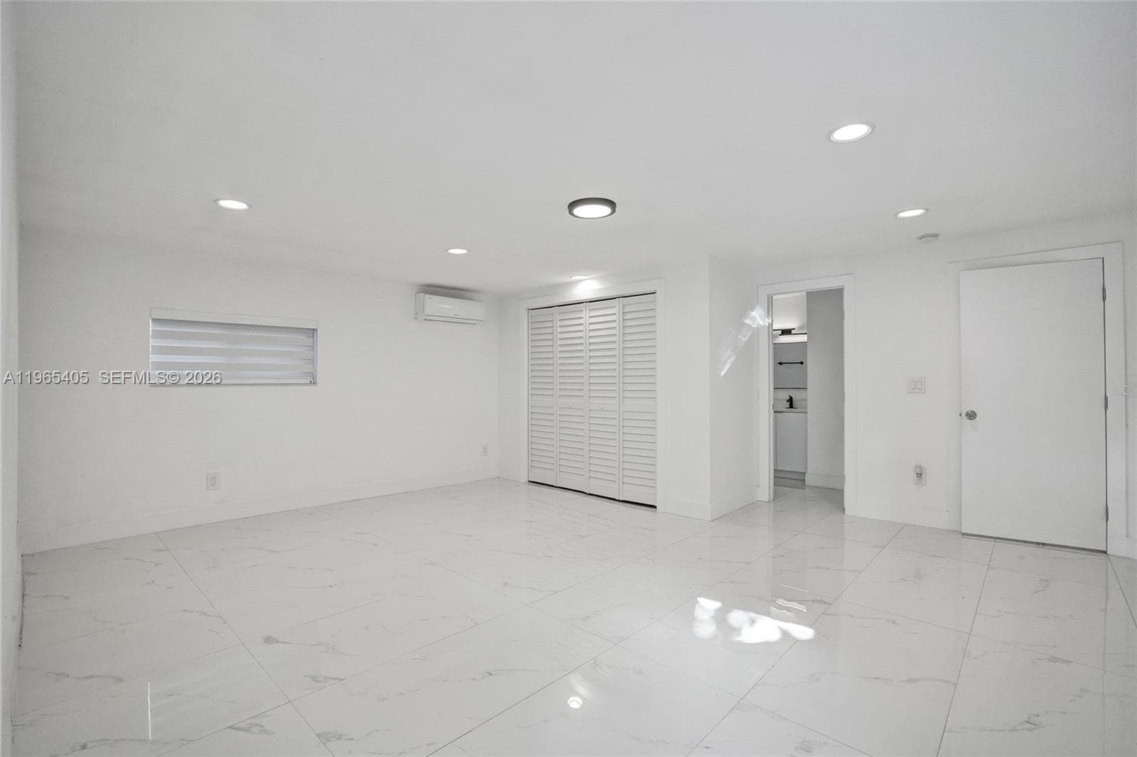 13550 NW 5th Ave, North Miami FL 33168 — 25