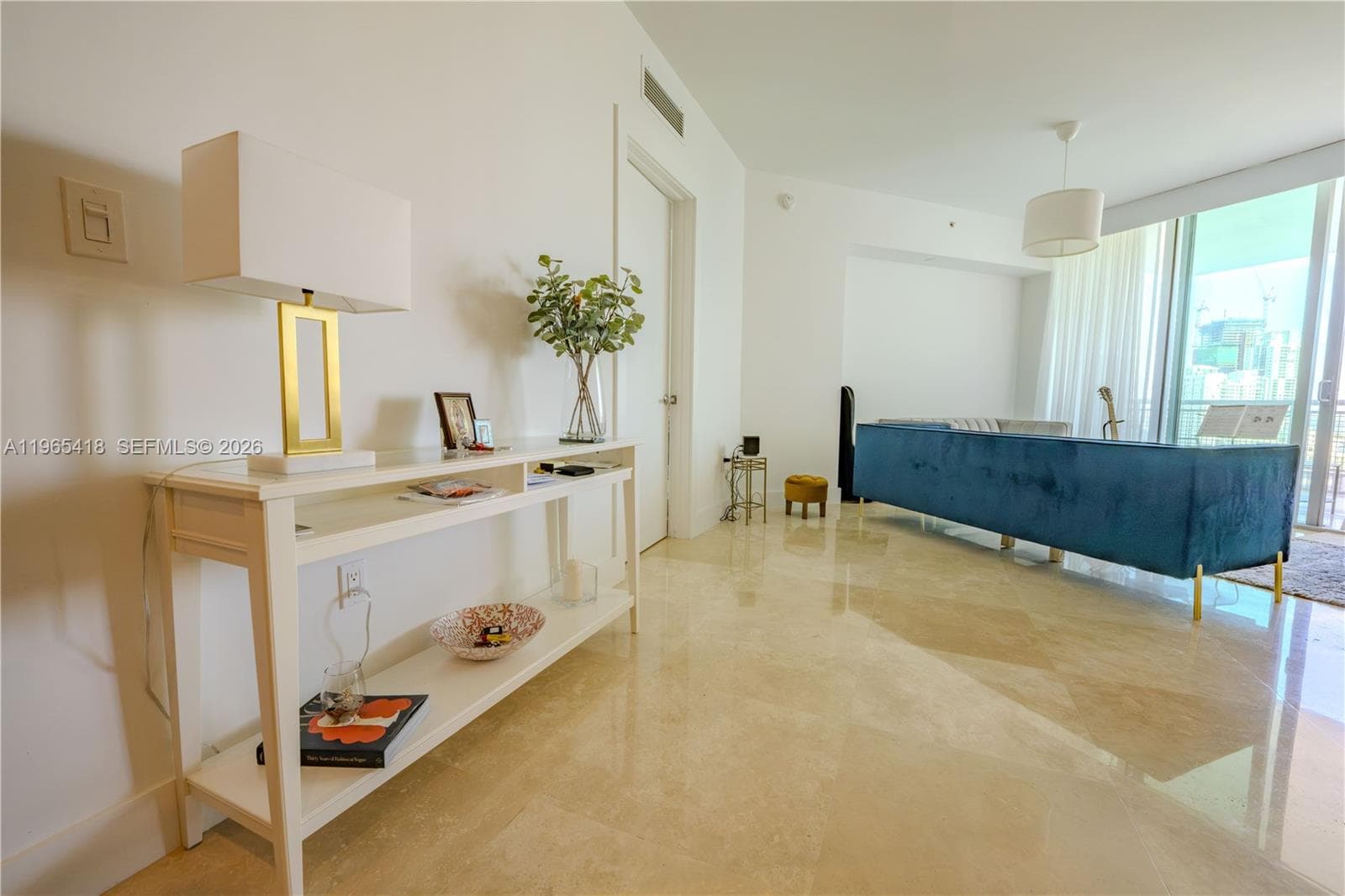 350 S MIAMI AVE # 3203, Miami FL 33130 — 17
