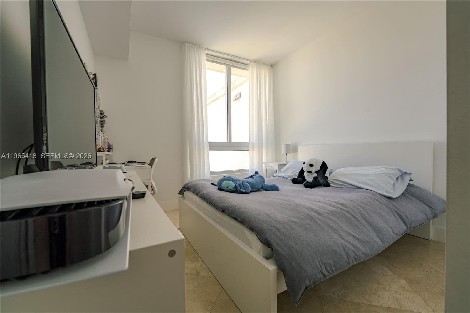 350 S MIAMI AVE # 3203, Miami FL 33130 — 18