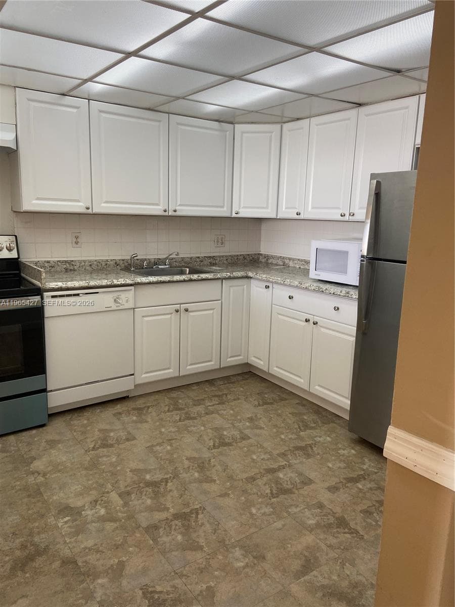 13499 Biscayne Blvd # 1506, North Miami FL 33181 — 1
