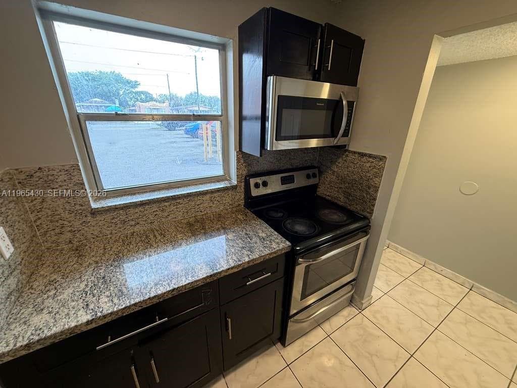 2721 NW 23rd Ct # 4, Miami FL 33142 — 3