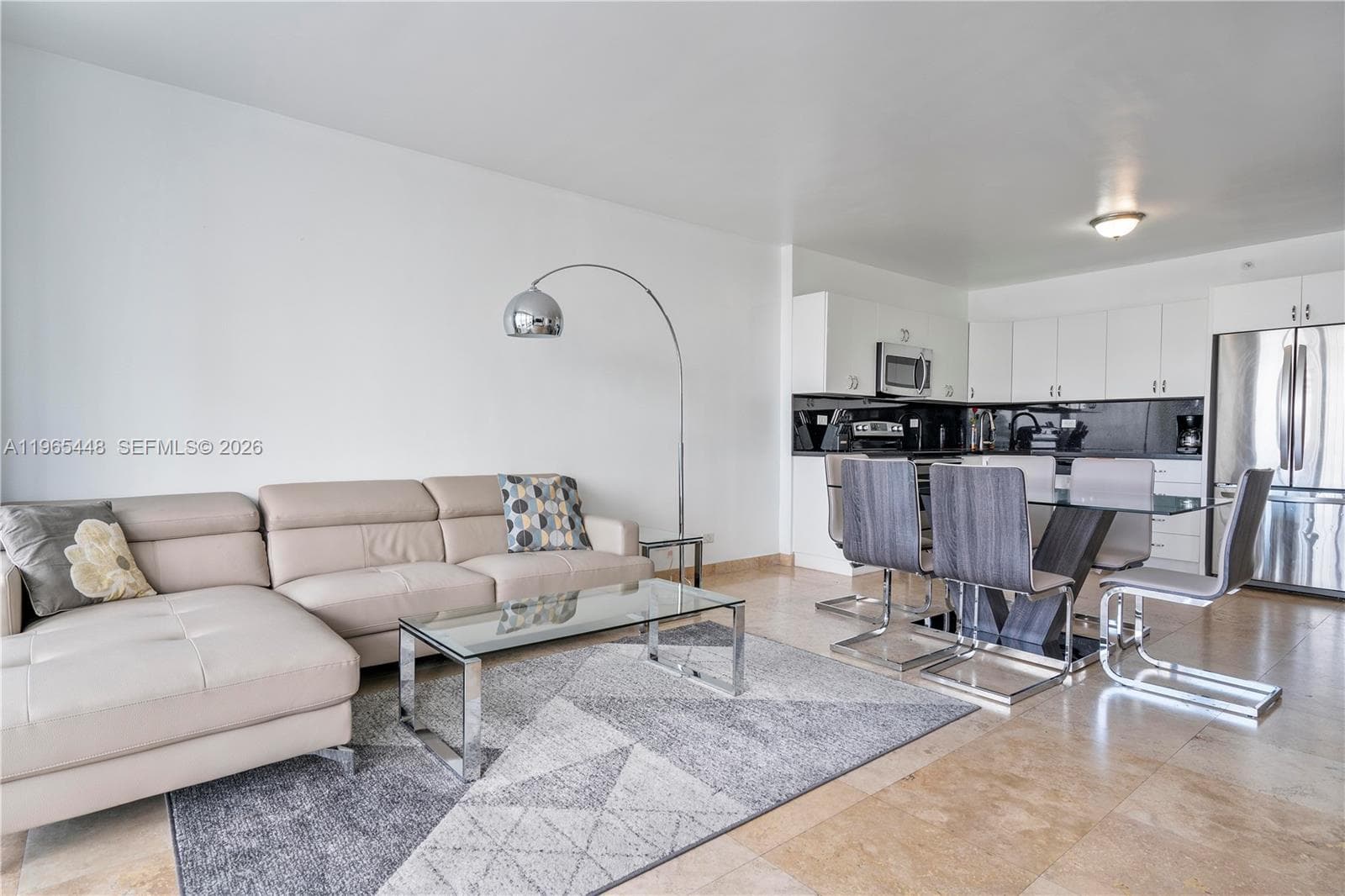 5601 Collins Ave # 423, Miami Beach FL 33140 — 13