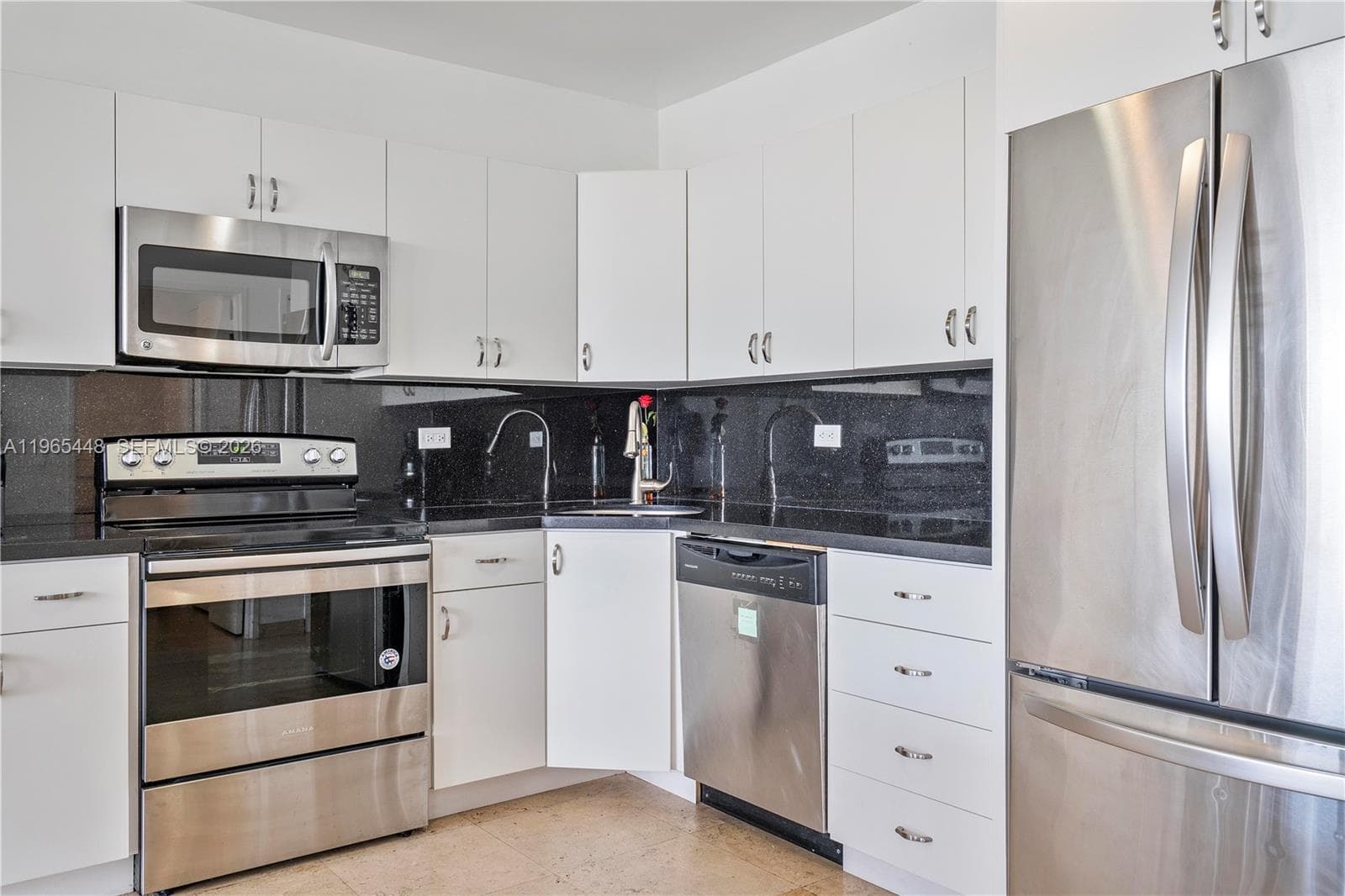 5601 Collins Ave # 423, Miami Beach FL 33140 — 16