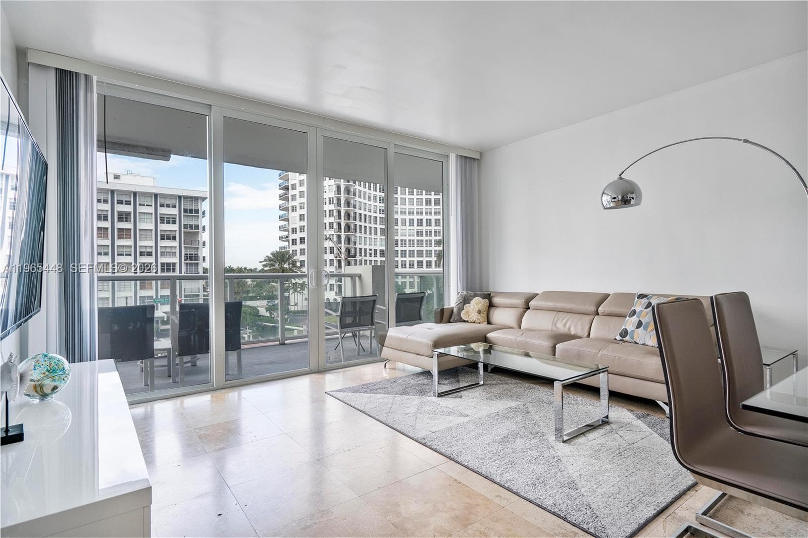5601 Collins Ave # 423, Miami Beach FL 33140 — 20