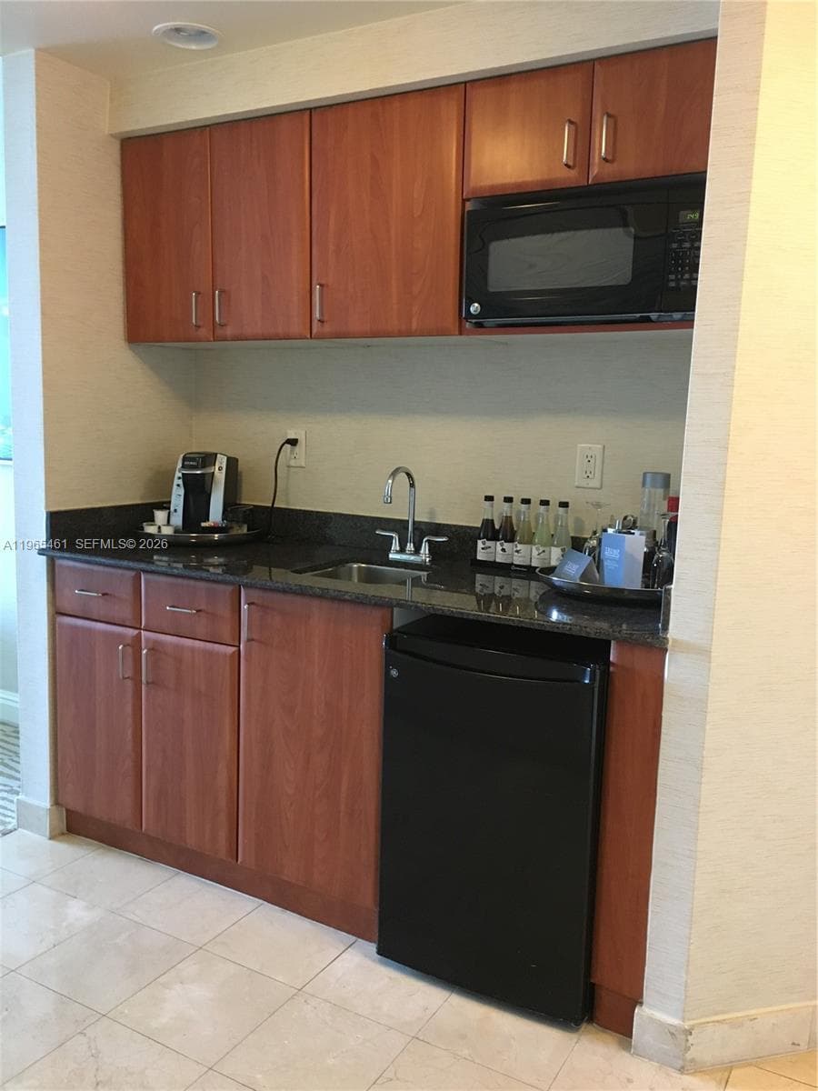 18001 Collins Ave # 2706, Sunny Isles Beach FL 33160 — 10