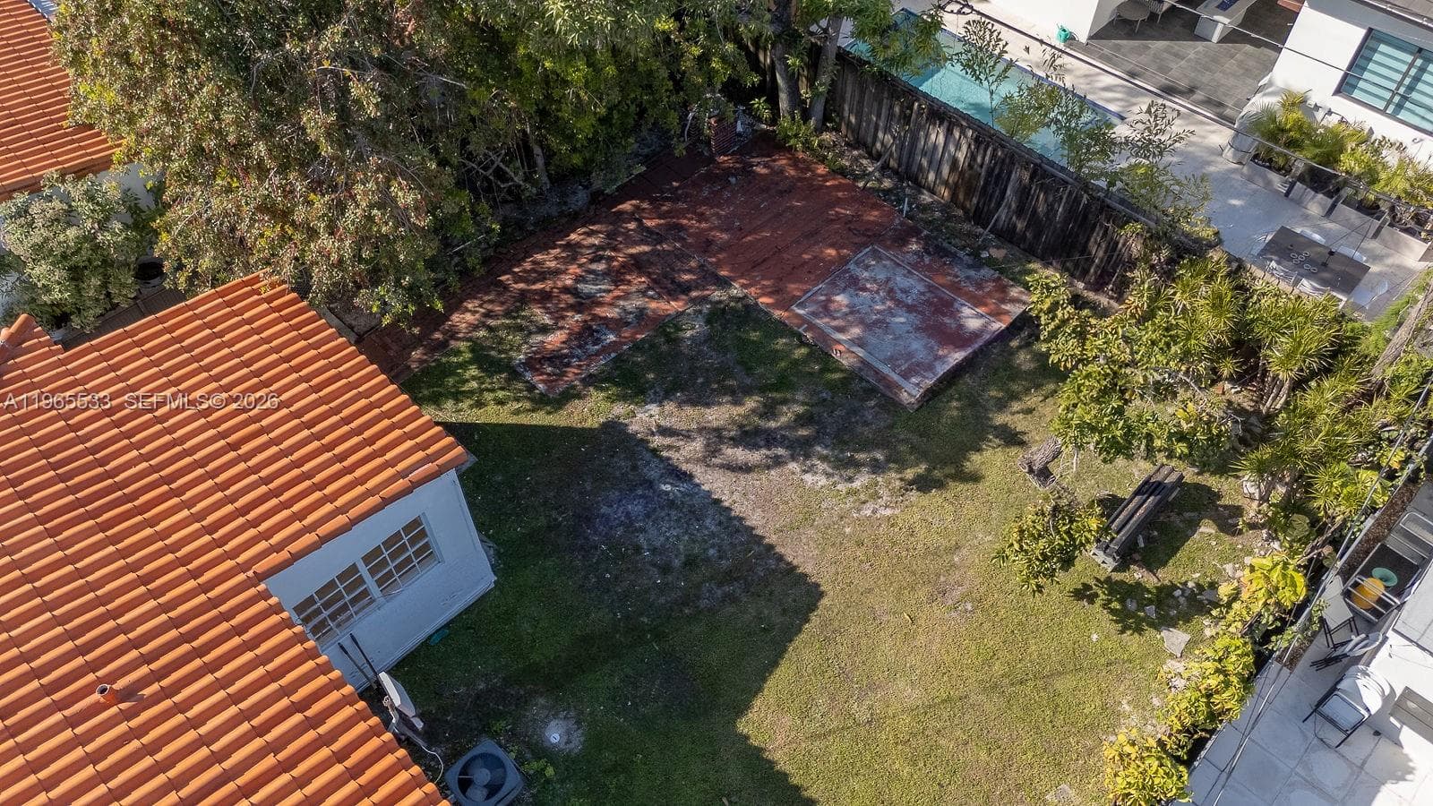 1441 SW 17th St, Miami FL 33145 — 6