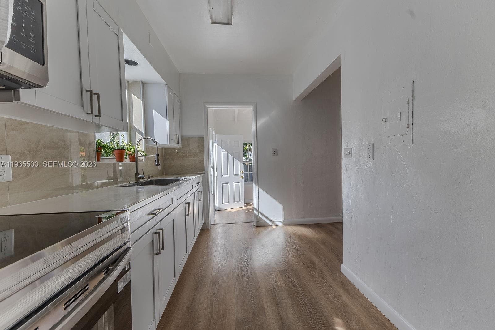 1441 SW 17th St, Miami FL 33145 — 14