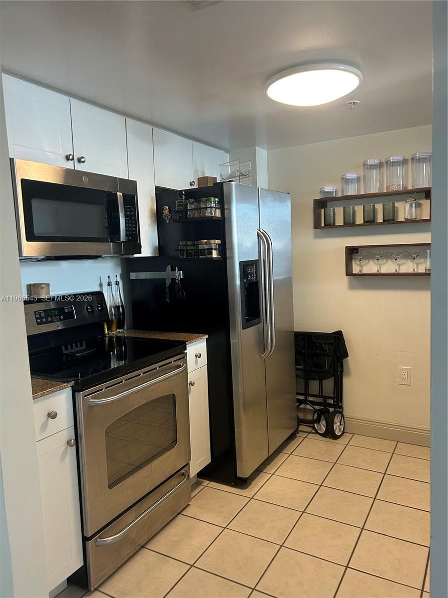 60 NW 37th Ave # 1205, Miami FL 33125 — 19