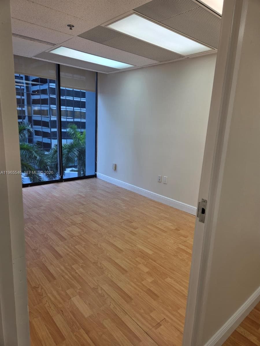 1110 Brickell Ave # 403, Miami FL 33131 — 20