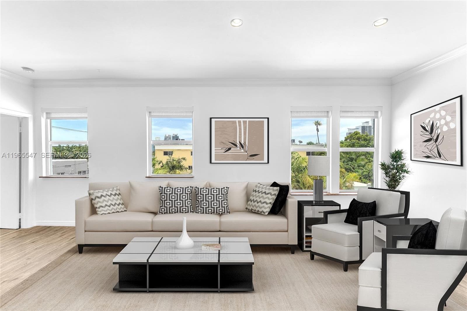 737 Jefferson Ave # 305, Miami Beach FL 33139 — 1