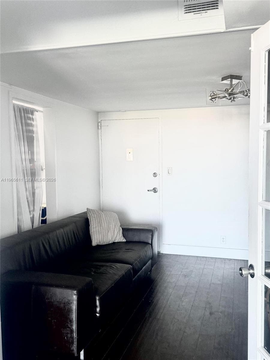 1200 West Ave # 1507, Miami Beach FL 33139 — 11