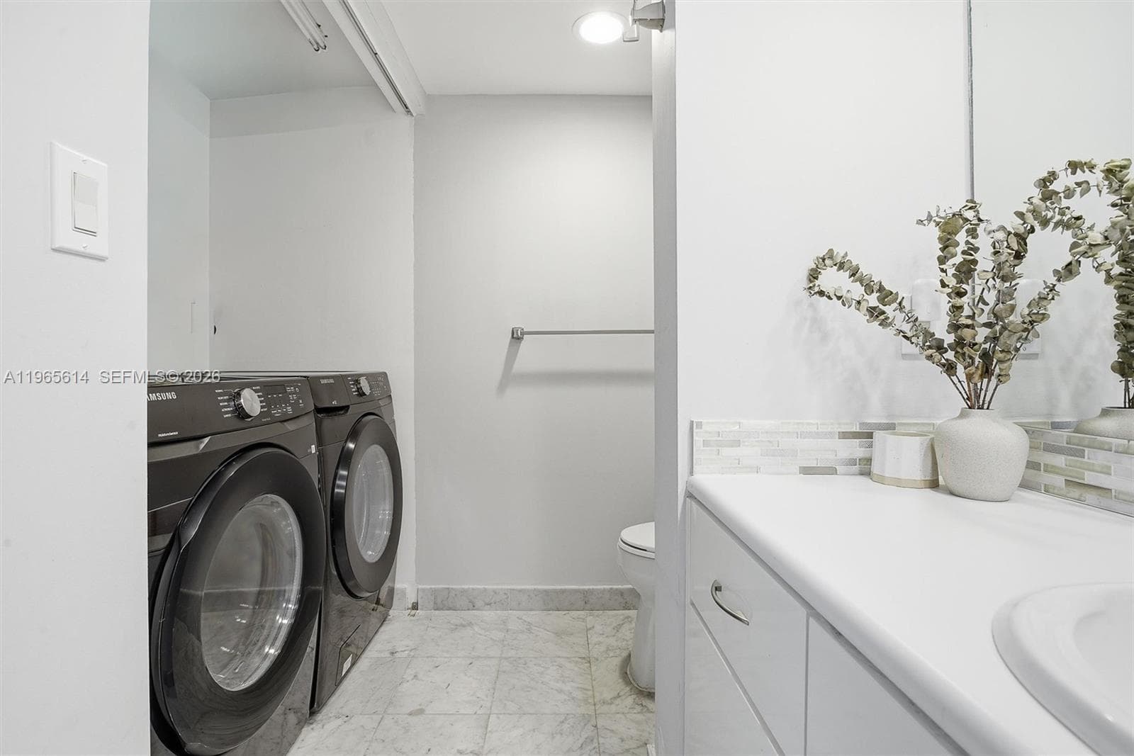 16485 Collins Ave # 1034, Sunny Isles Beach FL 33160 — 27