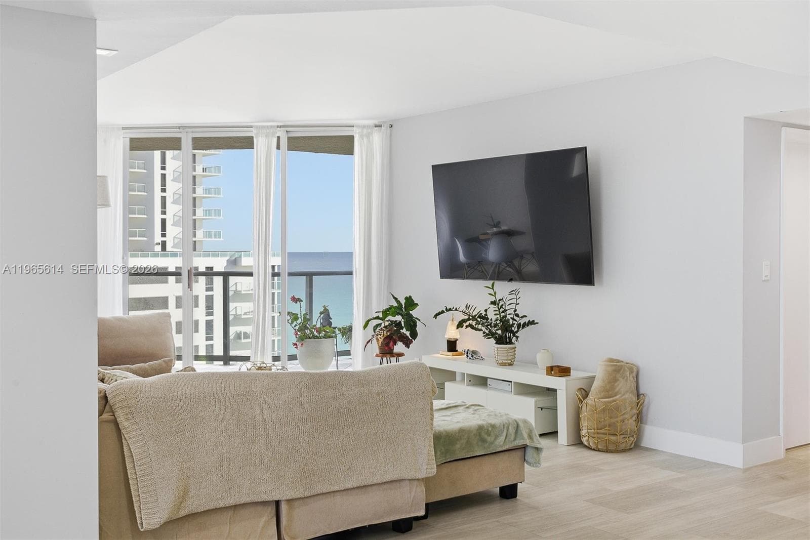 16485 Collins Ave # 1034, Sunny Isles Beach FL 33160 — 13