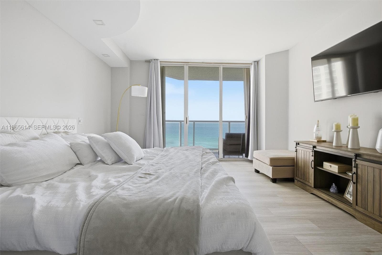 16485 Collins Ave # 1034, Sunny Isles Beach FL 33160 — 30