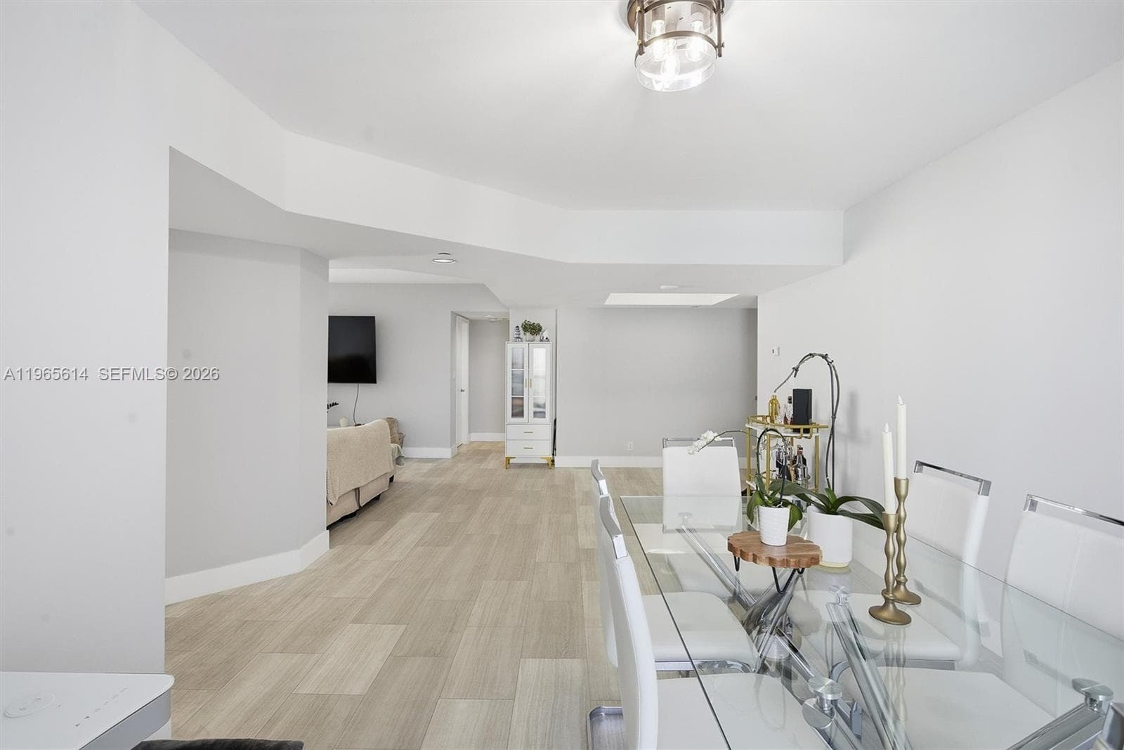 16485 Collins Ave # 1034, Sunny Isles Beach FL 33160 — 15