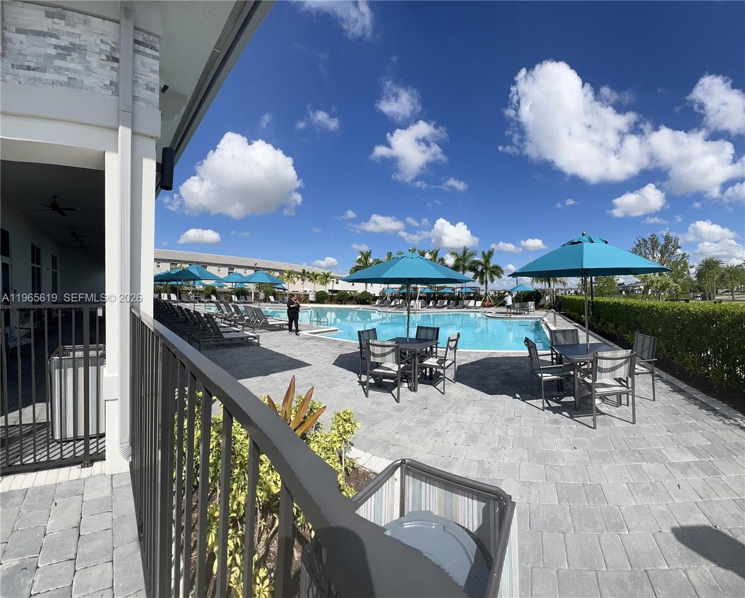 2672 SE 19th St, Homestead FL 33035 — 8