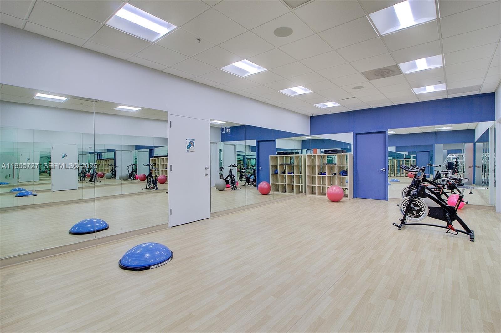 19380 Collins Ave # 1002, Sunny Isles Beach FL 33160 — 32