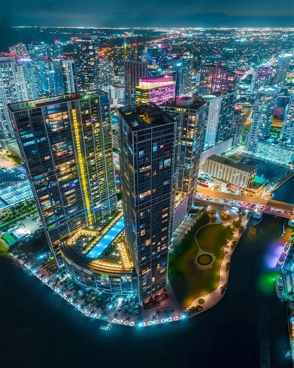 475 Brickell Ave # 1715, Miami FL 33131 — 15