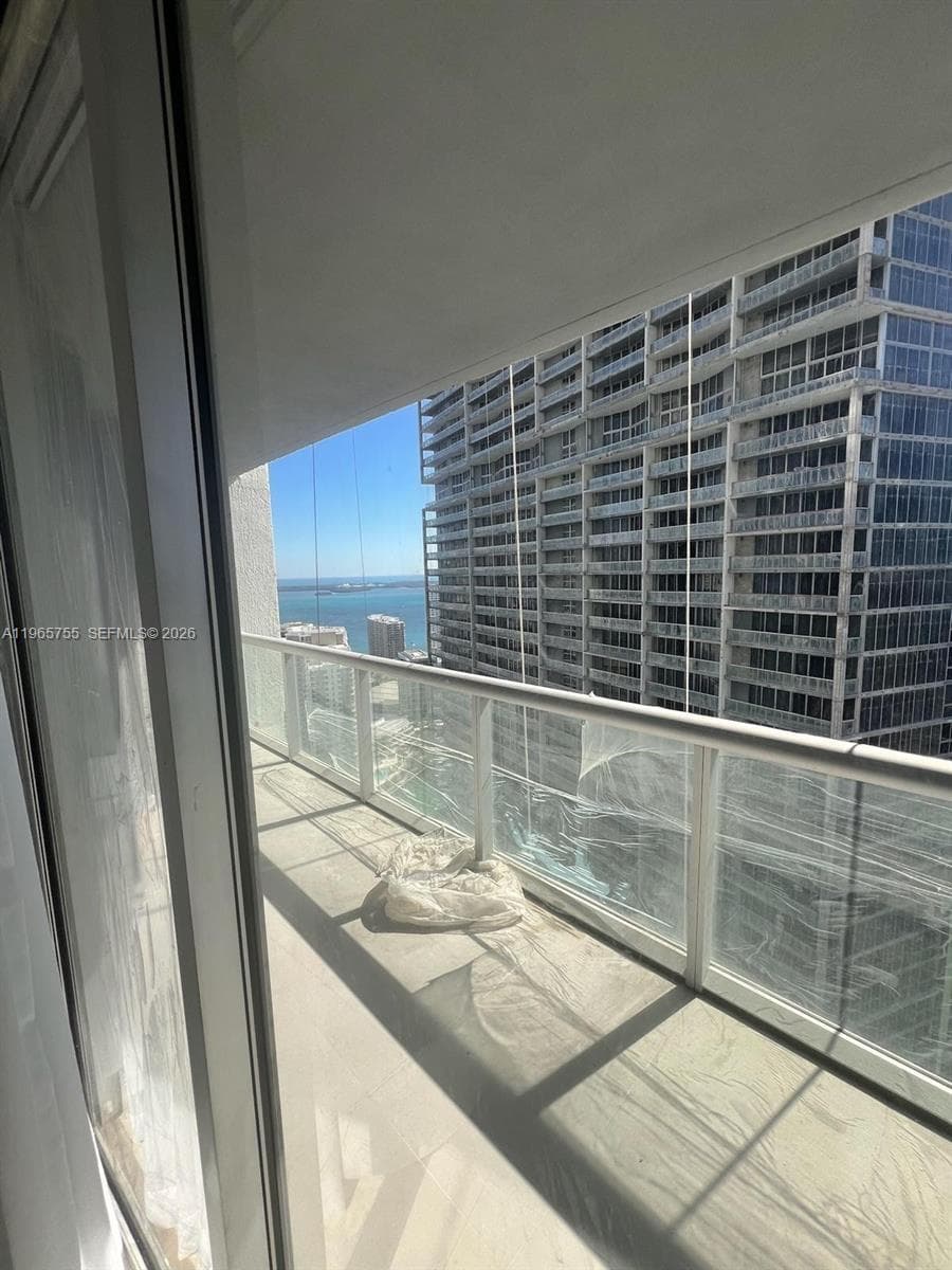 475 Brickell Ave # 3613, Miami FL 33131 — 19