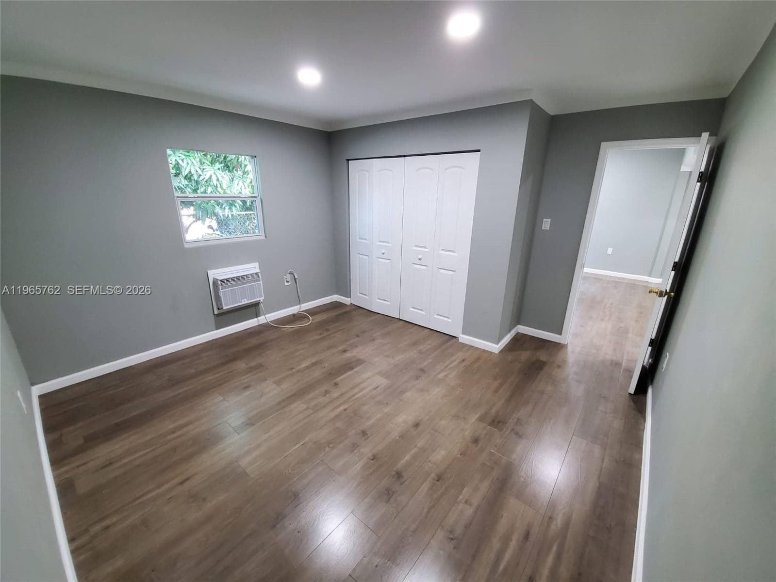 2425 NW 28th St, Miami FL 33142 — 7