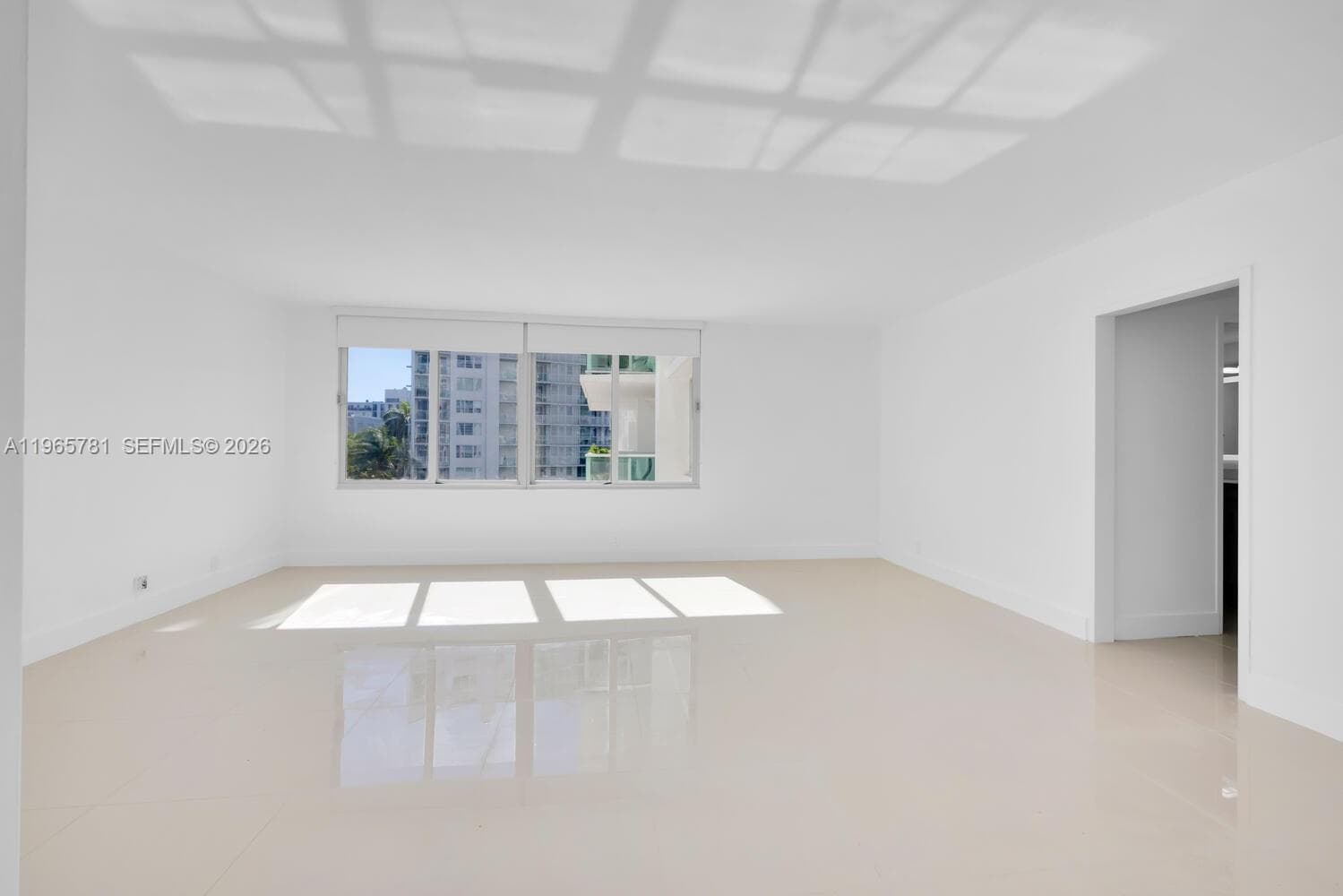 1000 West Ave # 301, Miami Beach FL 33139 — 2