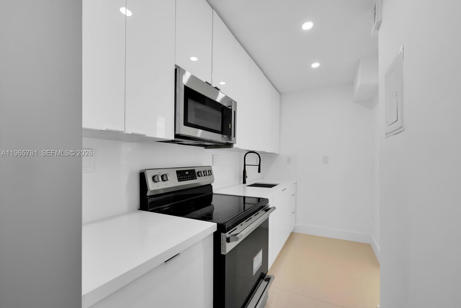 1000 West Ave # 301, Miami Beach FL 33139 — 12