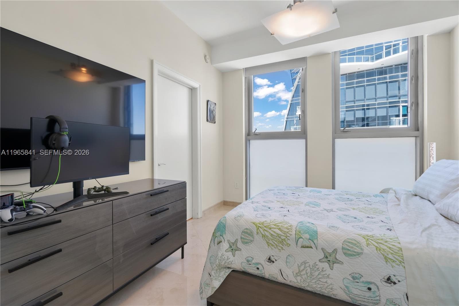 17001 Collins Ave # 4608, Sunny Isles Beach FL 33160 — 27