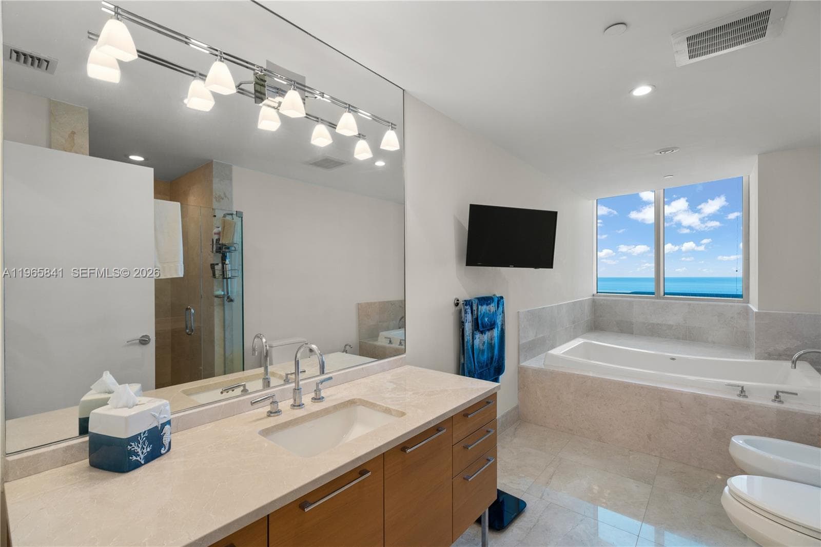 17001 Collins Ave # 4608, Sunny Isles Beach FL 33160 — 15