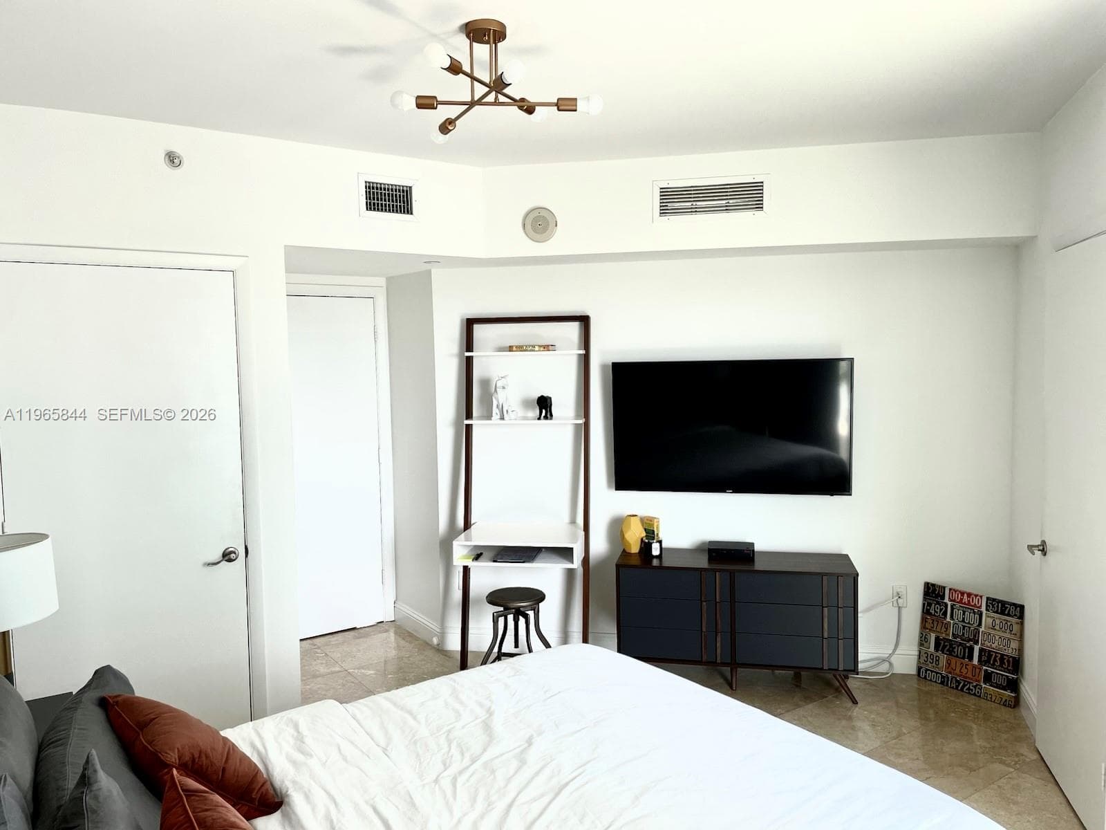 350 S Miami Ave # 2114, Miami FL 33130 — 10