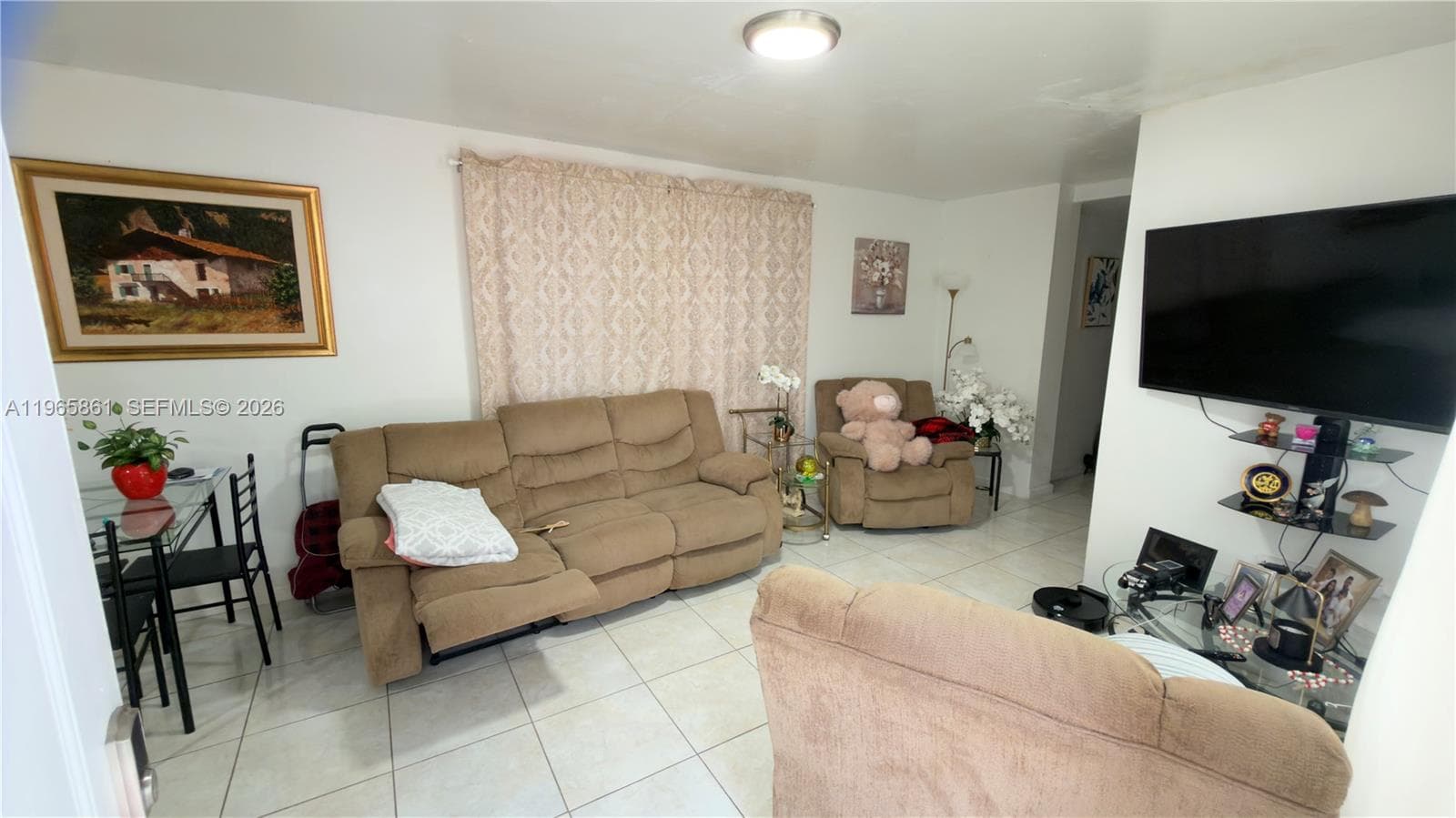 1545 NW 8th Ter, Miami FL 33125 — 27
