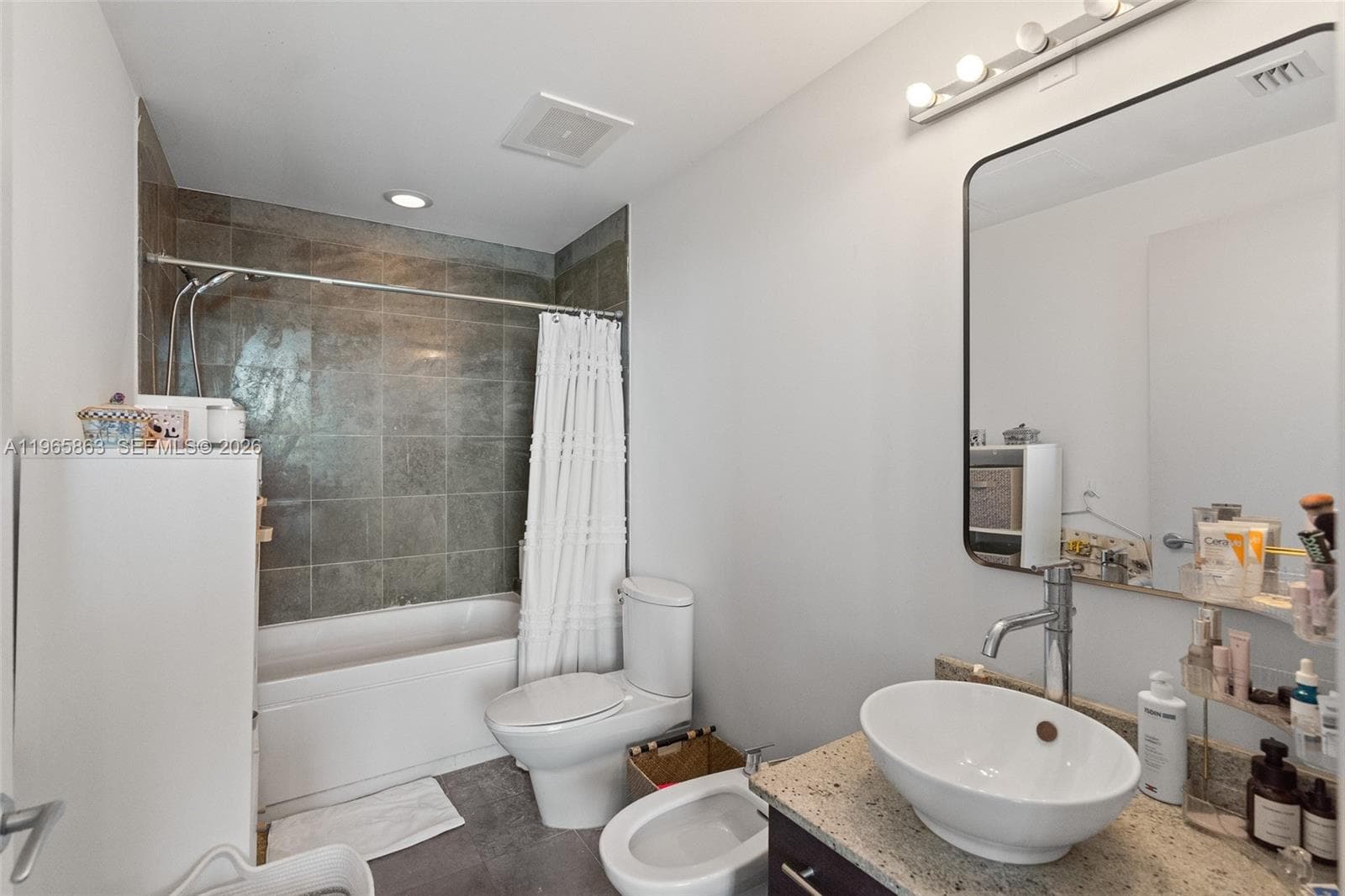 3029 NE 188th St # 1019, Aventura FL 33180 — 10