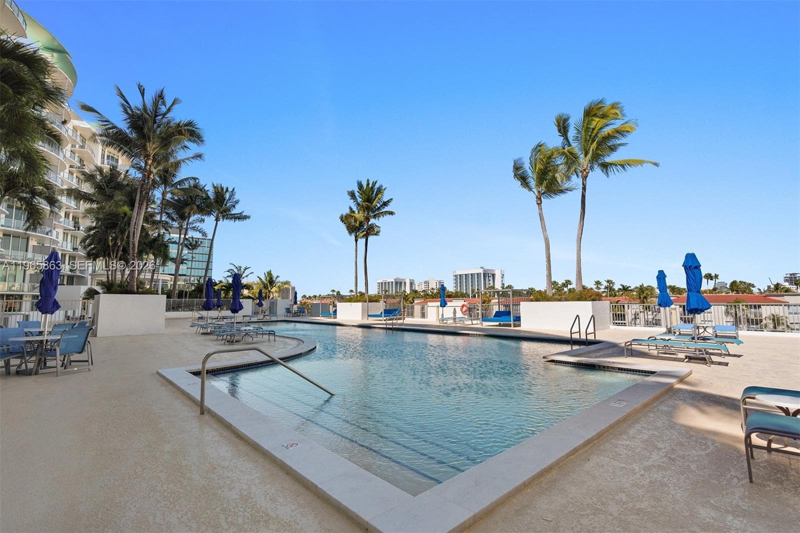 3029 NE 188th St # 1019, Aventura FL 33180 — 25