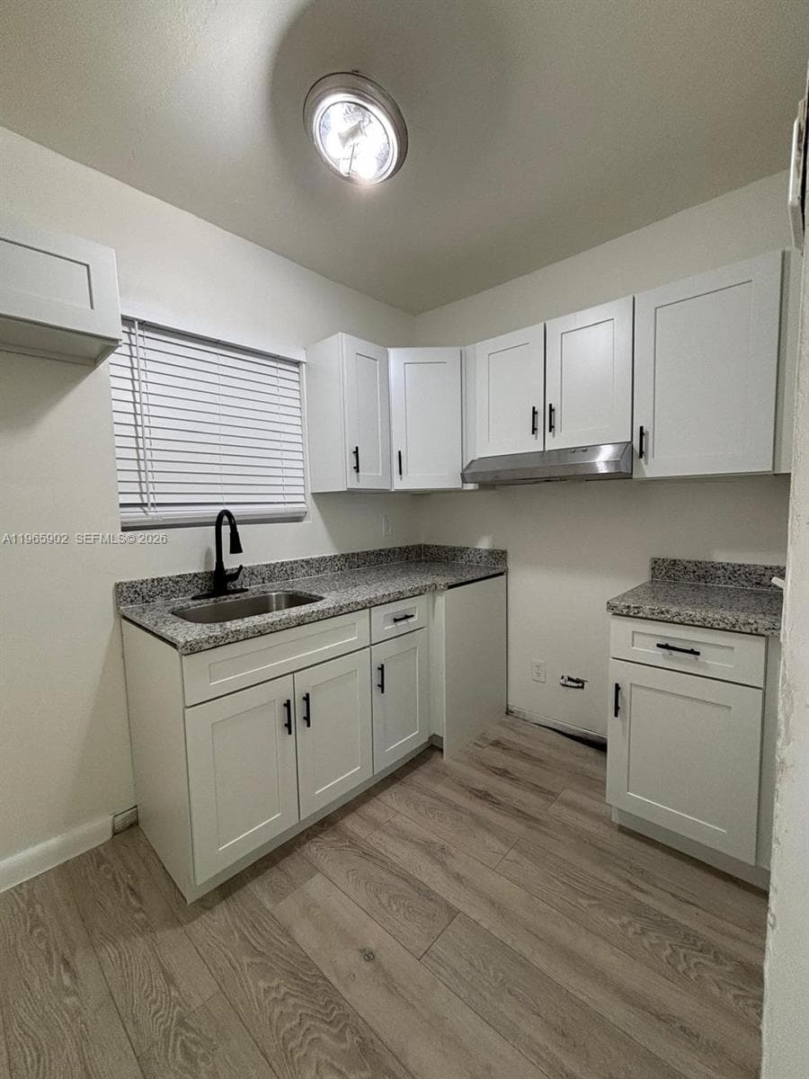 200 NW 13th St # 5, Miami FL 33136 — 9