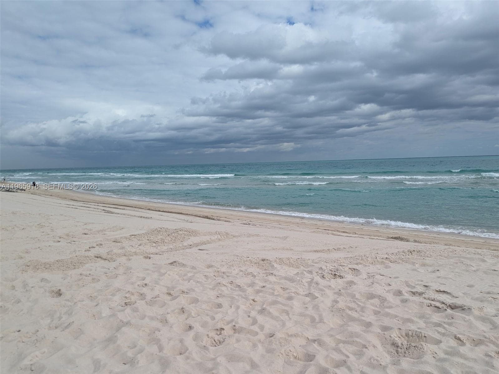 52 Camden Dr, Bal Harbour FL 33154 — 43