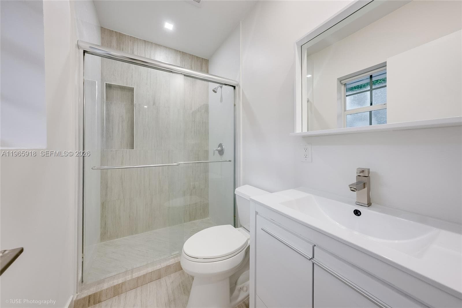 52 Camden Dr, Bal Harbour FL 33154 — 34