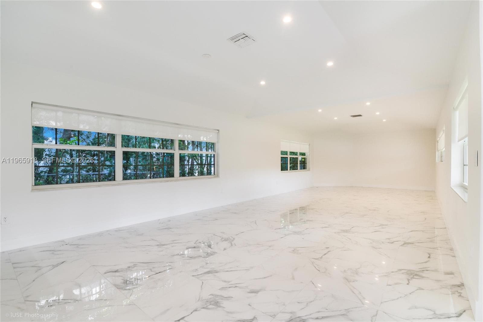 52 Camden Dr, Bal Harbour FL 33154 — 11