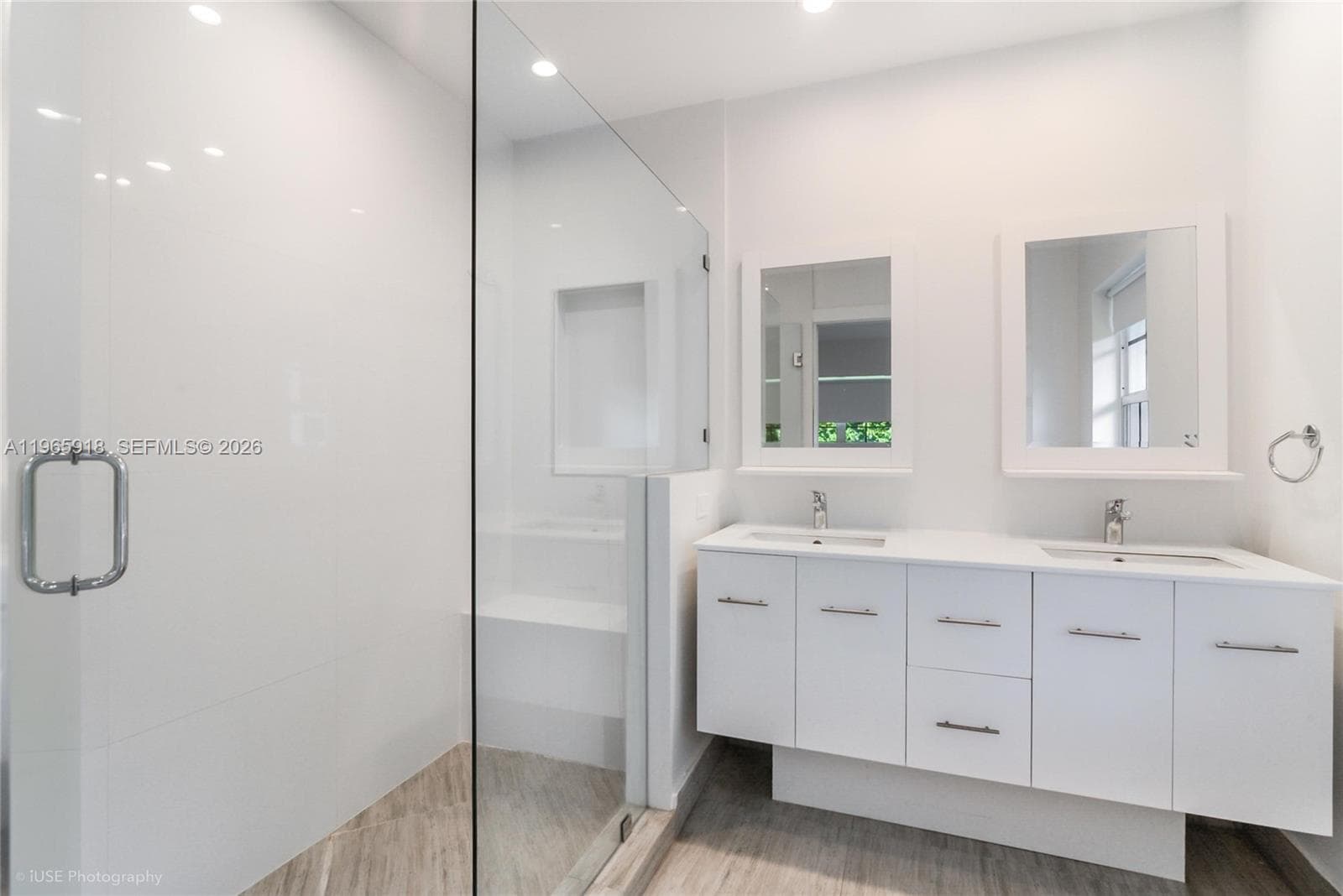 52 Camden Dr, Bal Harbour FL 33154 — 19