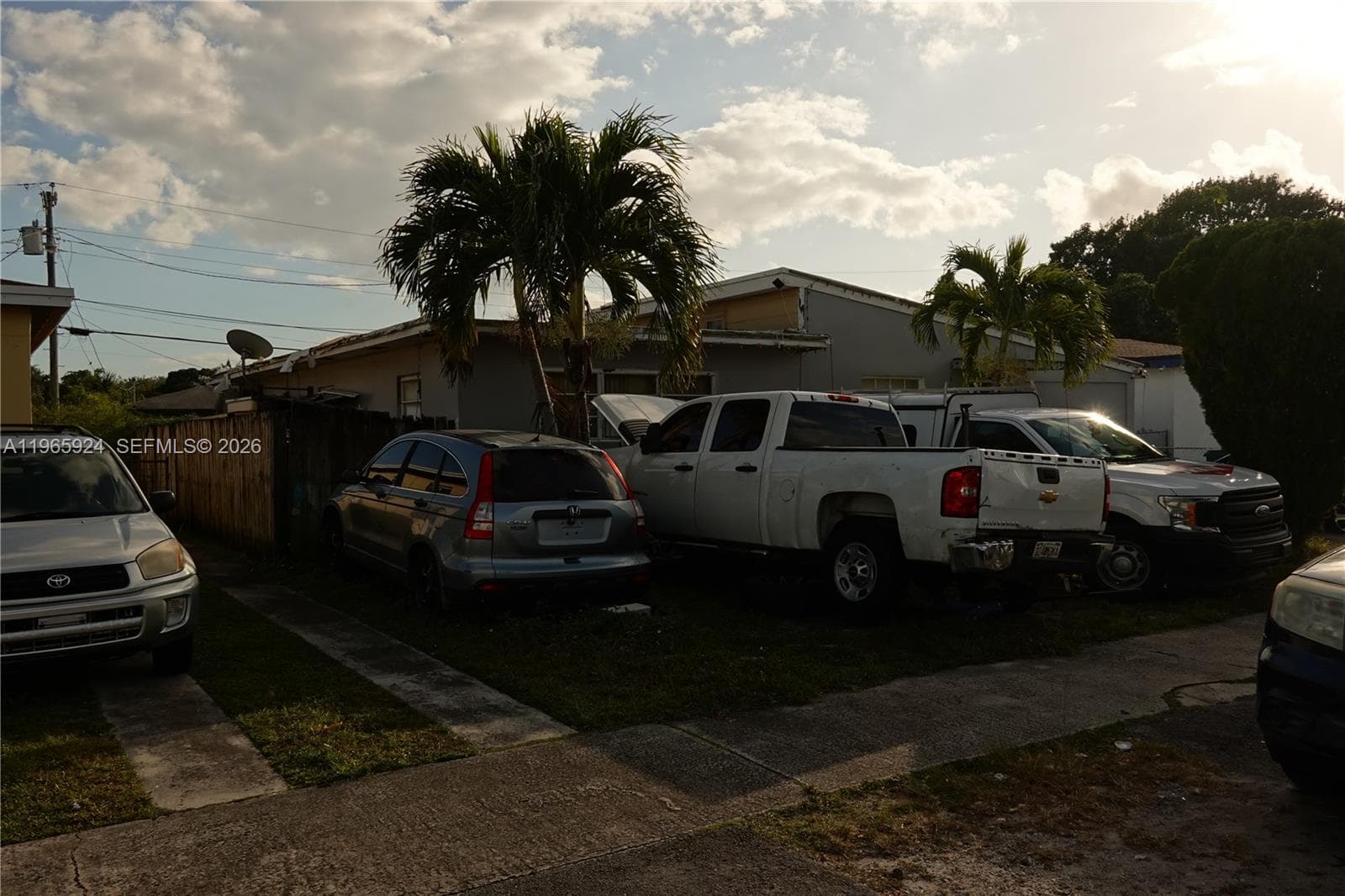 810 NW 84th Ter, Miami FL 33150 — 3