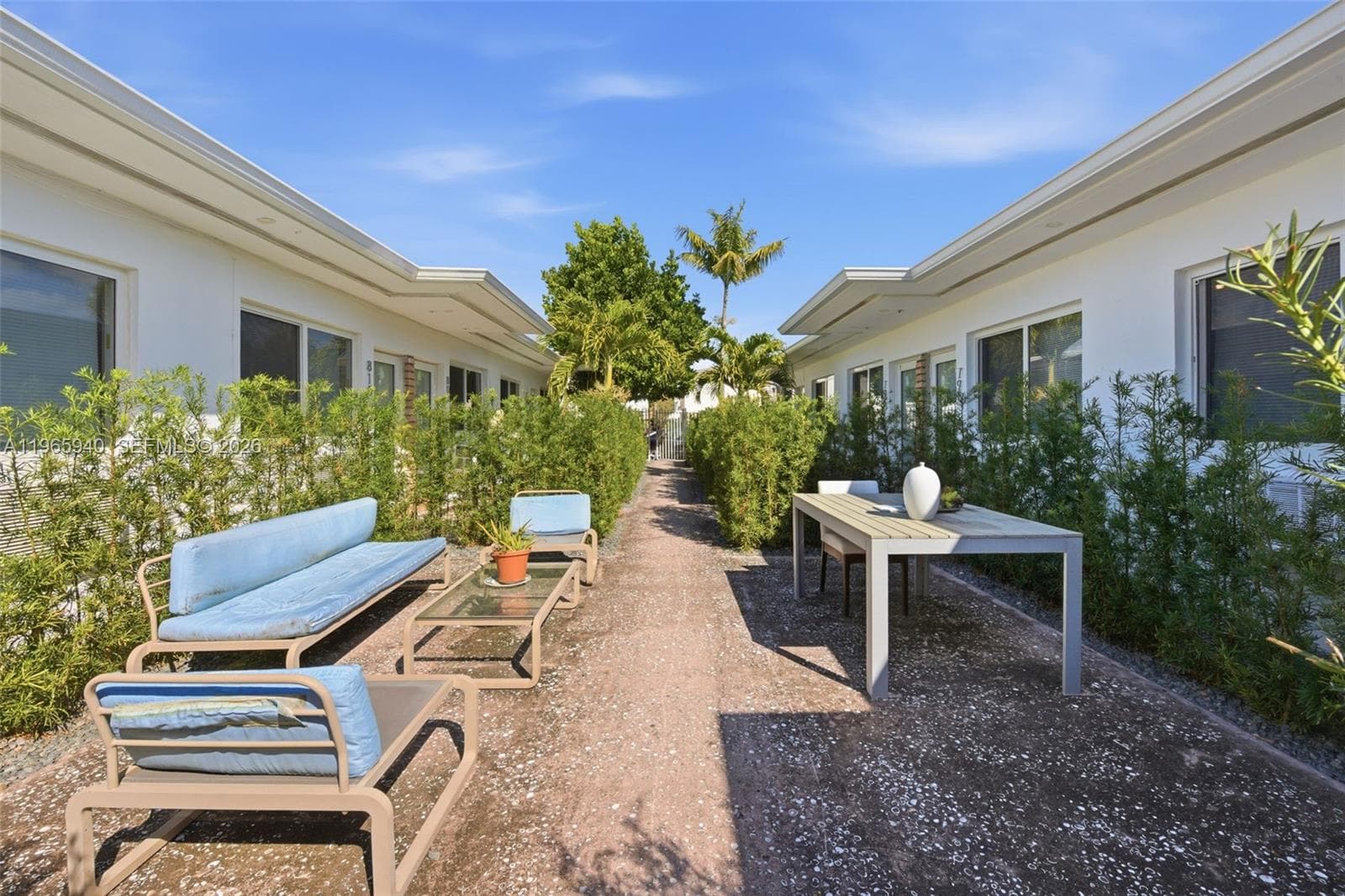 800 85th St, Miami Beach FL 33141 — 35