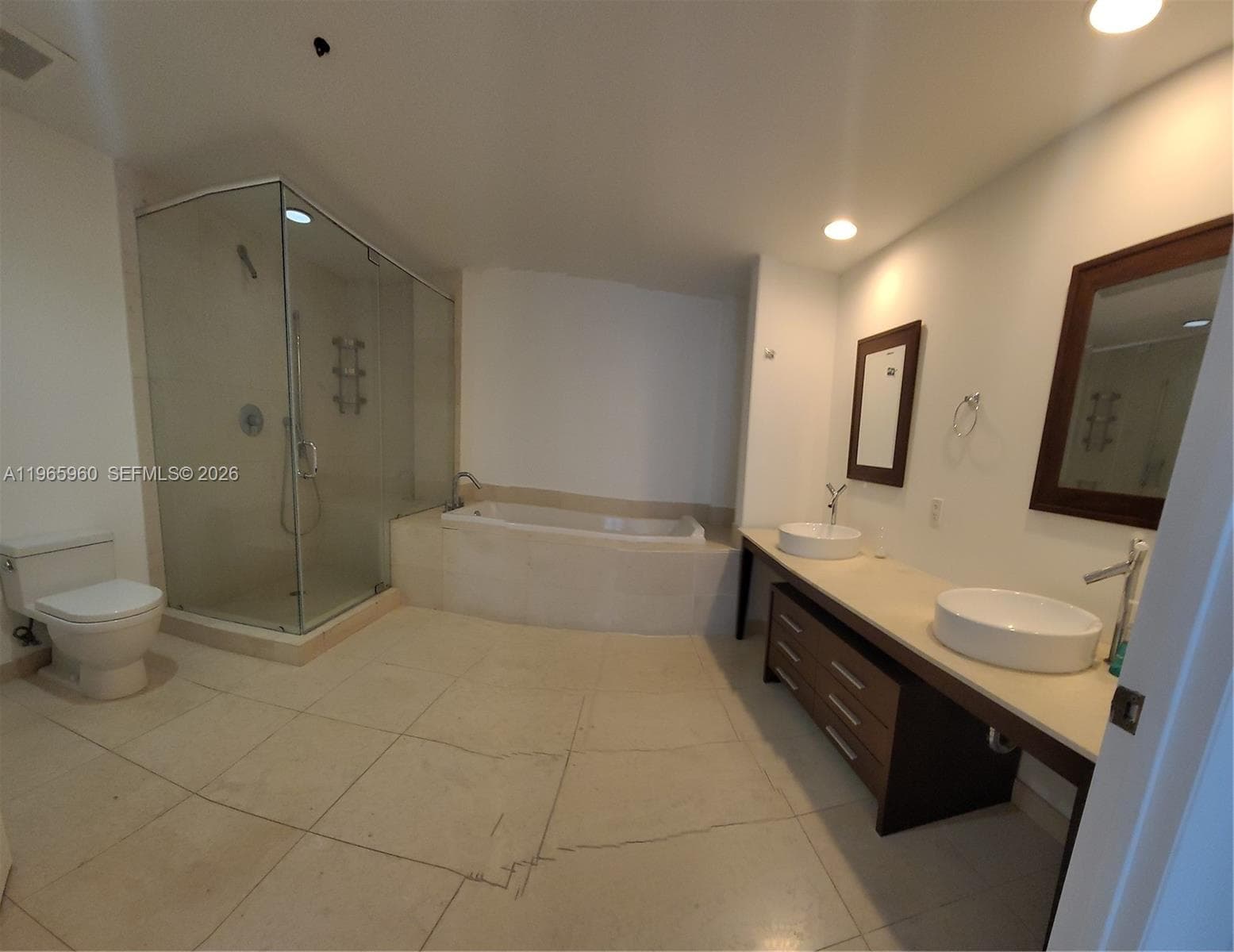 475 Brickell Ave # 3709, Miami FL 33131 — 2