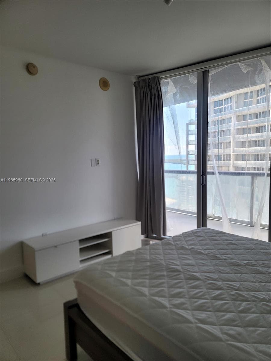 475 Brickell Ave # 3709, Miami FL 33131 — 7