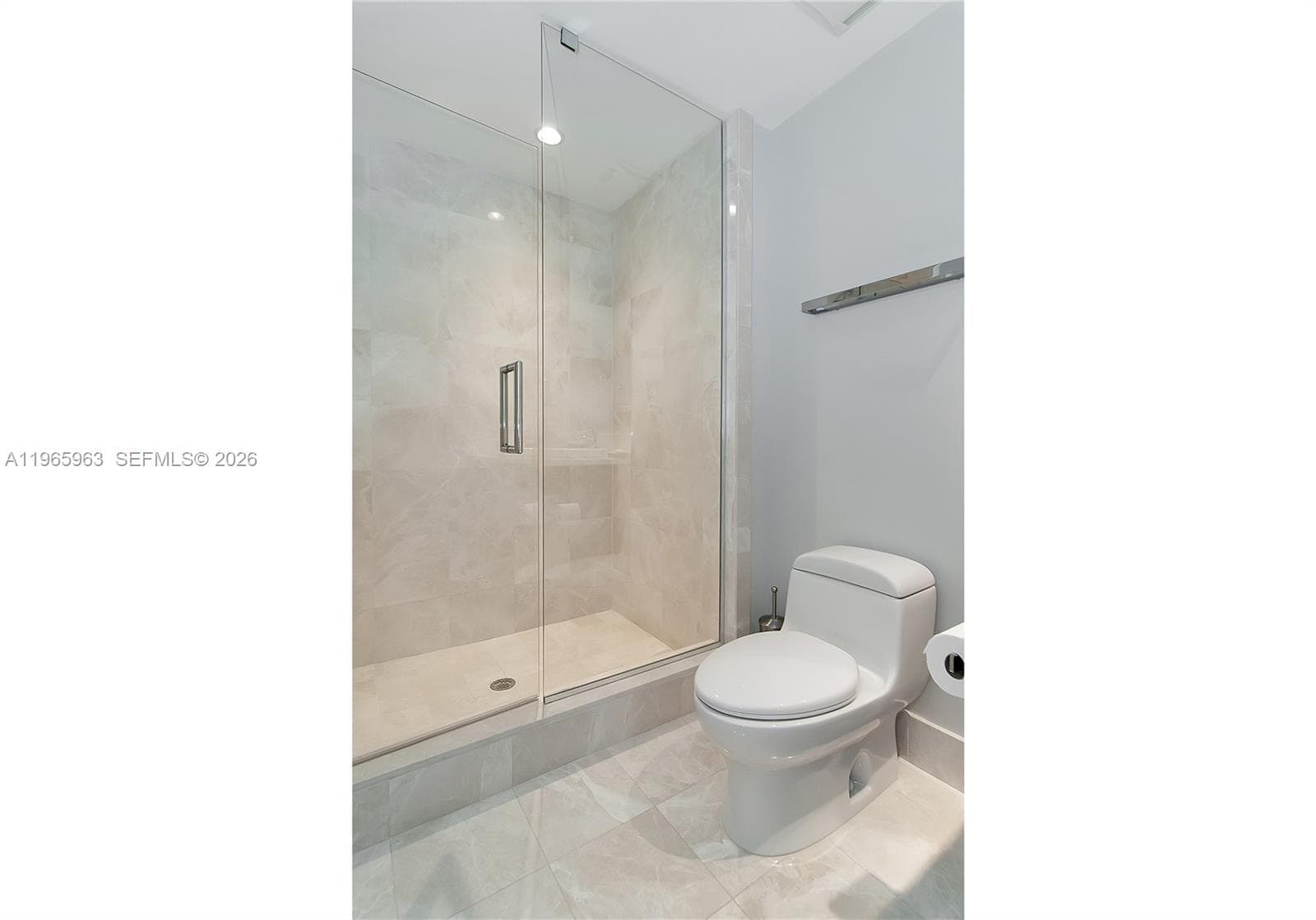17121 Collins Ave # 1707, Sunny Isles Beach FL 33160 — 36